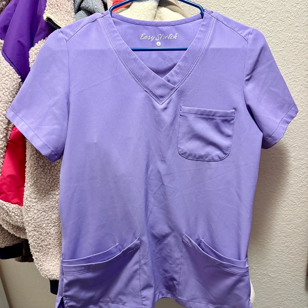 UA Easy STRETCH scrub set